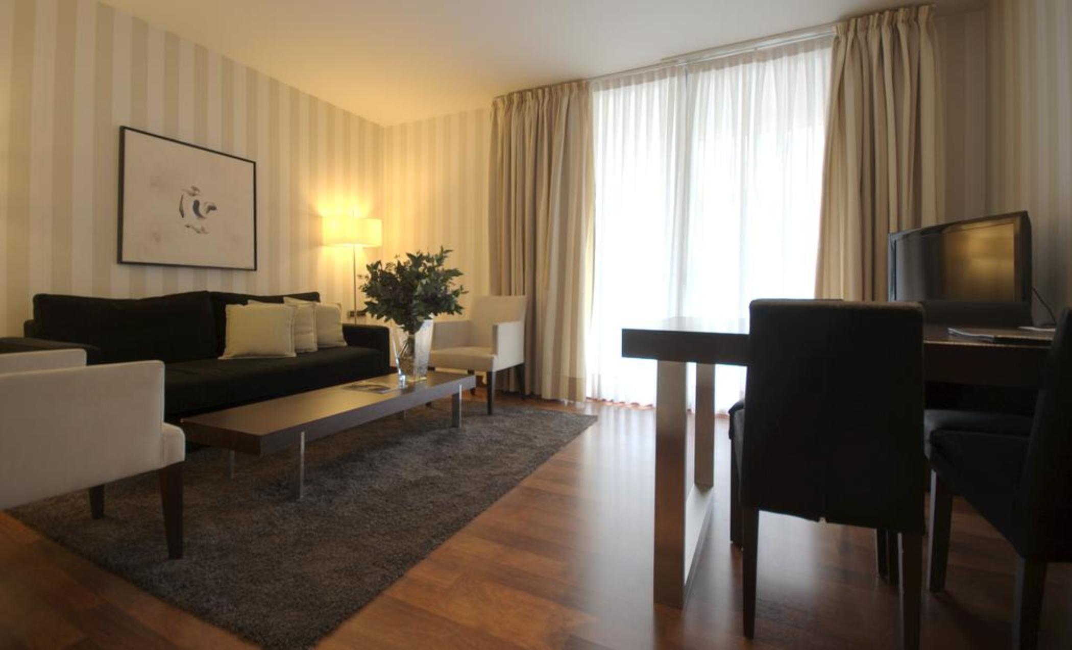 Zenit Borrell Hotel Barcelona Luaran gambar